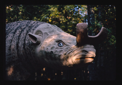 Esculturas dinosaurianas de carretera bajo la lente de John Margolies (II)