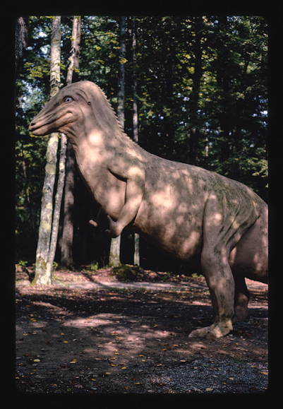 Esculturas dinosaurianas de carretera bajo la lente de John Margolies (II)