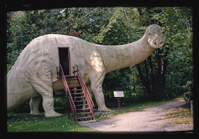 Esculturas dinosaurianas de carretera bajo la lente de John Margolies (II)