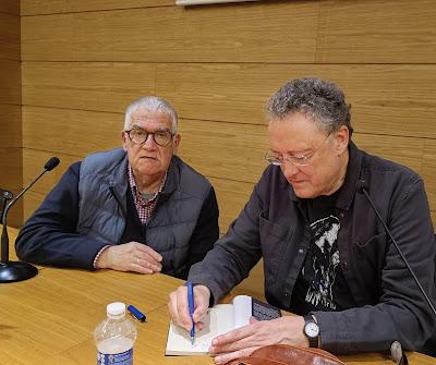 LUIS LEANTE EN LOS JUEVES LITERARIOS LUIS LEANTE EN LOS JUEVES LITERARIOS