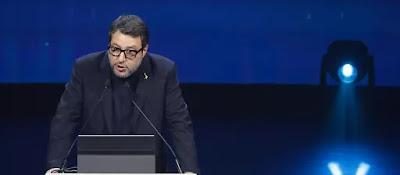 El toro de la extrema derecha quiere secuestrar a Europa. El toro de la extrema derecha quiere secuestrar a Europa.