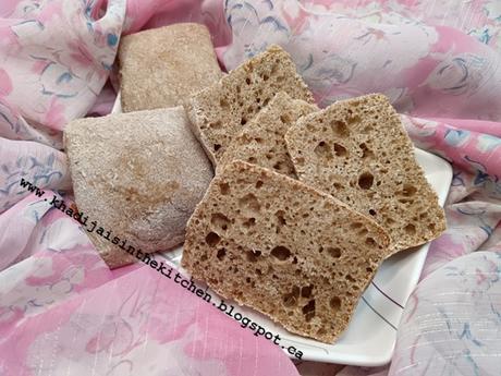 PAIN À LA FARINE DE BLÉ COMPLET/ WHOLE WHEAT BREAD / PAN DE HARINA INTEGRAL / خبز دقيق القمح الكامل
