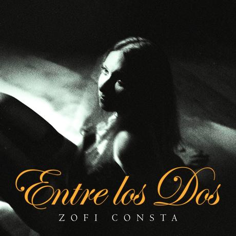 Zofi Consta presenta ‘Entre los dos’, una ruleta de emociones introspectivas Zofi Consta presenta ‘Entre los dos’, una ruleta de emociones introspectivas