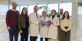 Un nuevo sistema adapta la estimulación al cerebro para mejorar los trastornos del movimiento en pacientes con párkinson