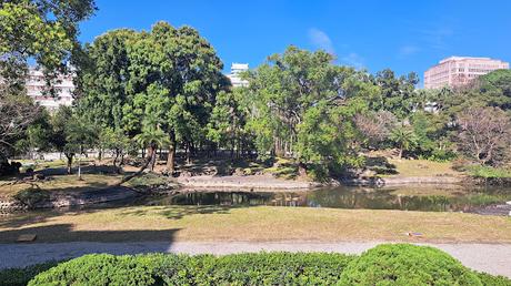 TAIWAN : TAIPEI, ENTRE LA MODERNIDAD Y LA TRADICIÓN TAIWAN : TAIPEI, ENTRE LA MODERNIDAD Y LA TRADICIÓN