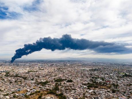Empresa que sufrió incendio en la Valentín Amador podría pagar multa de 6 millones de pesos