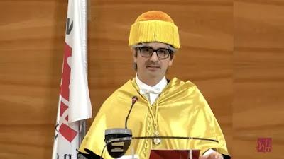 El cirujano gallego, Diego González Rivas, es investido Doctor Honoris Causa en Elche