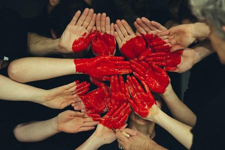 MODALTERNA. Relaciones de Parejas. El Amor: Un Enigma que Nos Atrapa