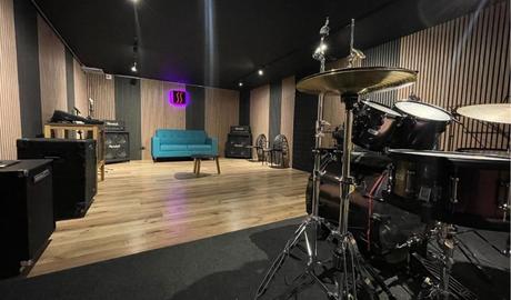 Dissonante Studios: el nuevo epicentro de la música y el arte en Bogotá