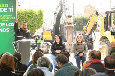 Pavimentación en Paseo de los Fresnos fortalece la confianza en el Gobierno municipal