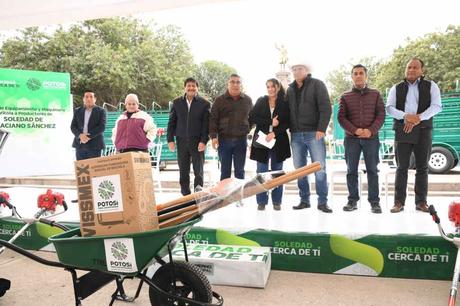 Soledad de Graciano Sánchez impulsa el campo con entrega de apoyos agrícolas