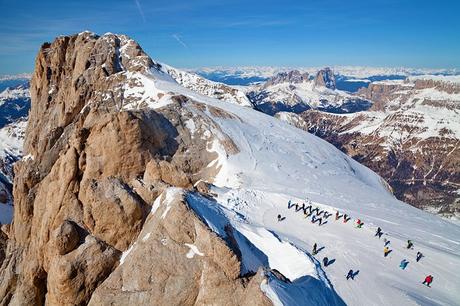 Espectacular paisaje en la cumbre de la Marmolada