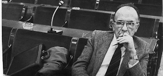 [ARCHIVO DEL BLOG] Santiago Carrillo: El 15-M y el futuro de la democracia. Publicado el 17/08/2012