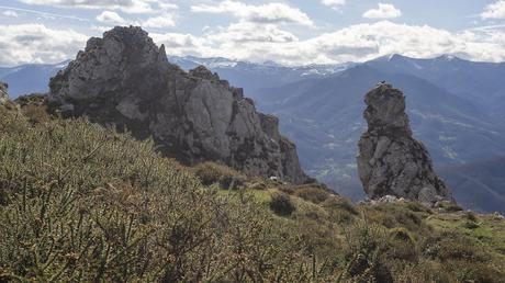 Peña Gradura y La Sala por Senda L' Gabitu y Cuafurada Peña Gradura y La Sala por Senda L' Gabitu y Cuafurada