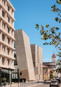 EDP Headquarters, Lisboa / Arq. Alejandro Aravena