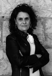 «Lo que oculta la tierra», de Leticia Sierra