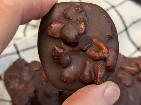 DISCOS DE CHOCOLATE CON SORPRESA DISCOS DE CHOCOLATE CON SORPRESA