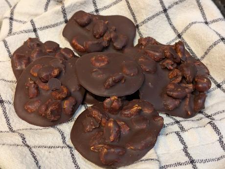 DISCOS DE CHOCOLATE CON SORPRESA DISCOS DE CHOCOLATE CON SORPRESA