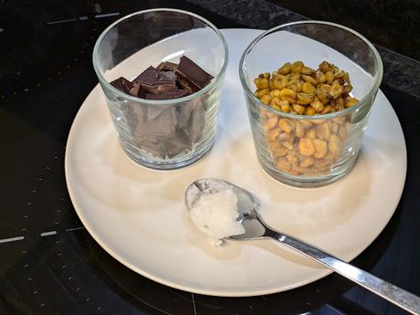 DISCOS DE CHOCOLATE CON SORPRESA DISCOS DE CHOCOLATE CON SORPRESA