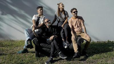 Un viaje sonoro al origen – Indie folk fusión de Nación Wiphala