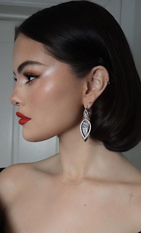 Selena Gomez maquillaje sag awards 2025 iluminador maquilladora makeup tip de maquillaje Selena Gomez maquillaje sag awards 2025 iluminador maquilladora makeup tip de maquillaje