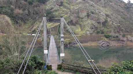 El DESFILADERO DE BUSTELÍN PR-AS 27 - IBIAS Puente colgante de Riodeporcos
