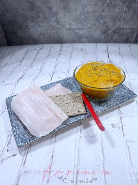 Paté de boniato asado con hierbas aromáticas