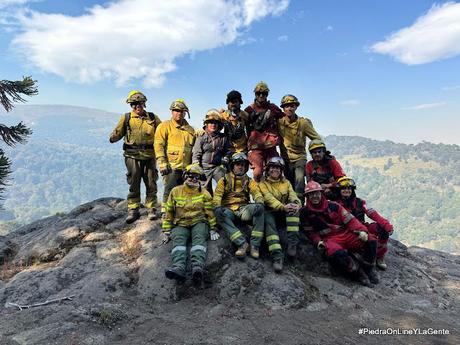Bomberos Voluntarios de Piedra del Águila en acción en el Parque Nacional Lanín Bomberos Voluntarios de Piedra del Águila en acción en el Parque Nacional Lanín