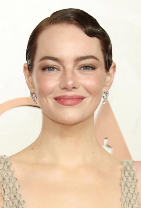 Peinados maquillaje Oscars 2025 Ariana grande demi moore elle fanning margareth qualley Selena Gomez miley cyrus lisa blackpink black pink