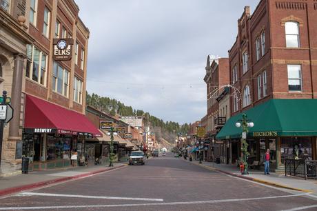12 Ardores de calles principales de EE. UU. Main Street en Deadwood