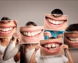 Cómo desinflamar las encías: desde una buena dieta a evitar el picante