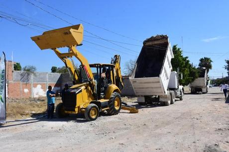 Gobierno de Soledad impulsa transformación urbana con pavimentación de la calle El Carrizal