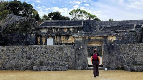 JAPÓN : EL LEGADO DEL REINO RYŪKYŪ EN OKINAWA JAPÓN : EL LEGADO DEL REINO RYŪKYŪ EN OKINAWA
