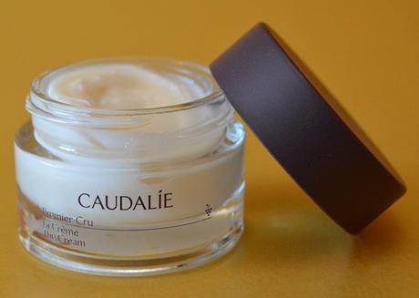 “La Crème Premier Cru” de CAUDALIE – corrige todos los marcadores de la edad
