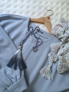 UN TEJIDO DE PUNTO EN AZUL🩵 AGRISADO 🩶 UN TEJIDO DE PUNTO EN AZUL🩵 AGRISADO 🩶