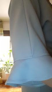 UN TEJIDO DE PUNTO EN AZUL🩵 AGRISADO 🩶 UN TEJIDO DE PUNTO EN AZUL🩵 AGRISADO 🩶