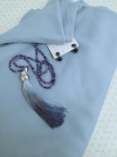 UN TEJIDO DE PUNTO EN AZUL🩵 AGRISADO 🩶 UN TEJIDO DE PUNTO EN AZUL🩵 AGRISADO 🩶