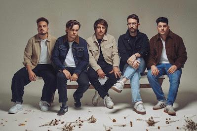 MELIFLUO: 'VOCES EXTERNAS'