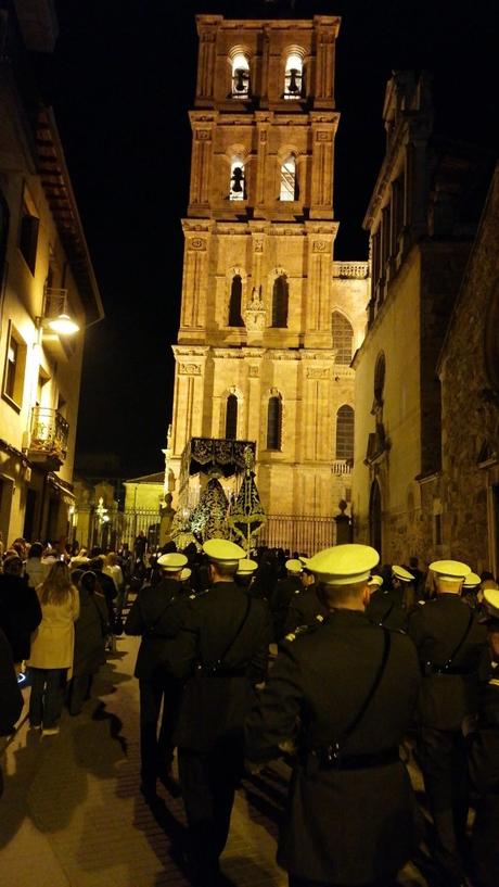 Trabajar para vivir o vivir para trabajar: Un diálogo con Adolfo Alonso Ares