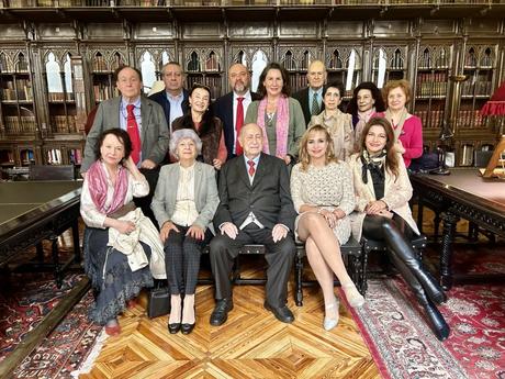 Trabajar para vivir o vivir para trabajar: Un diálogo con Adolfo Alonso Ares