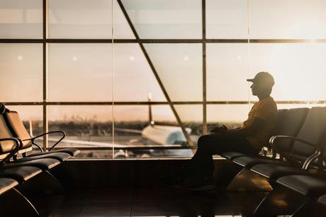 Así evitan las aerolíneas las indemnizaciones a afectados por incidencias en vuelos aeropuerto pasajeros aviones vuelos
