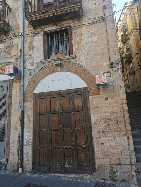 Las puertas de Cosenza Vecchia, Calabria