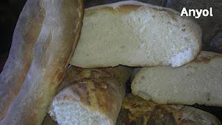 Pan casero a la antigua, con reciente casera