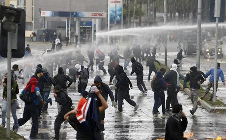 ¡Que vivan los valientes!