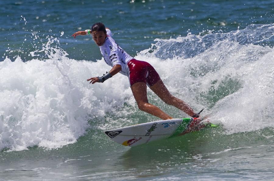 Sally Fitzgibbons y Matt Banting campeones del Australian Open of Surfing