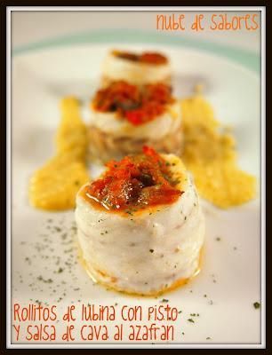 ROLLITOS DE LUBINA CON PISTO Y SALSA DE CAVA Y AZAFRÁN