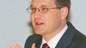 Blog VOXEU.ORG: Fallas en los Pronósticos y en los modelos DSGE; un nuevo enfoque del Dr.Volker Wieland