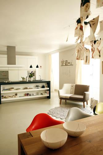 ¿Un salón en la cocina? ¿Una cocina en el salón?