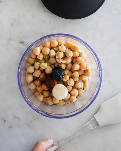 como hacer hummus en procesadora
