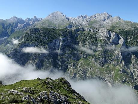 Poncebos-Camarmeña-Ondón-Beceña-La Cabeza Llerosos